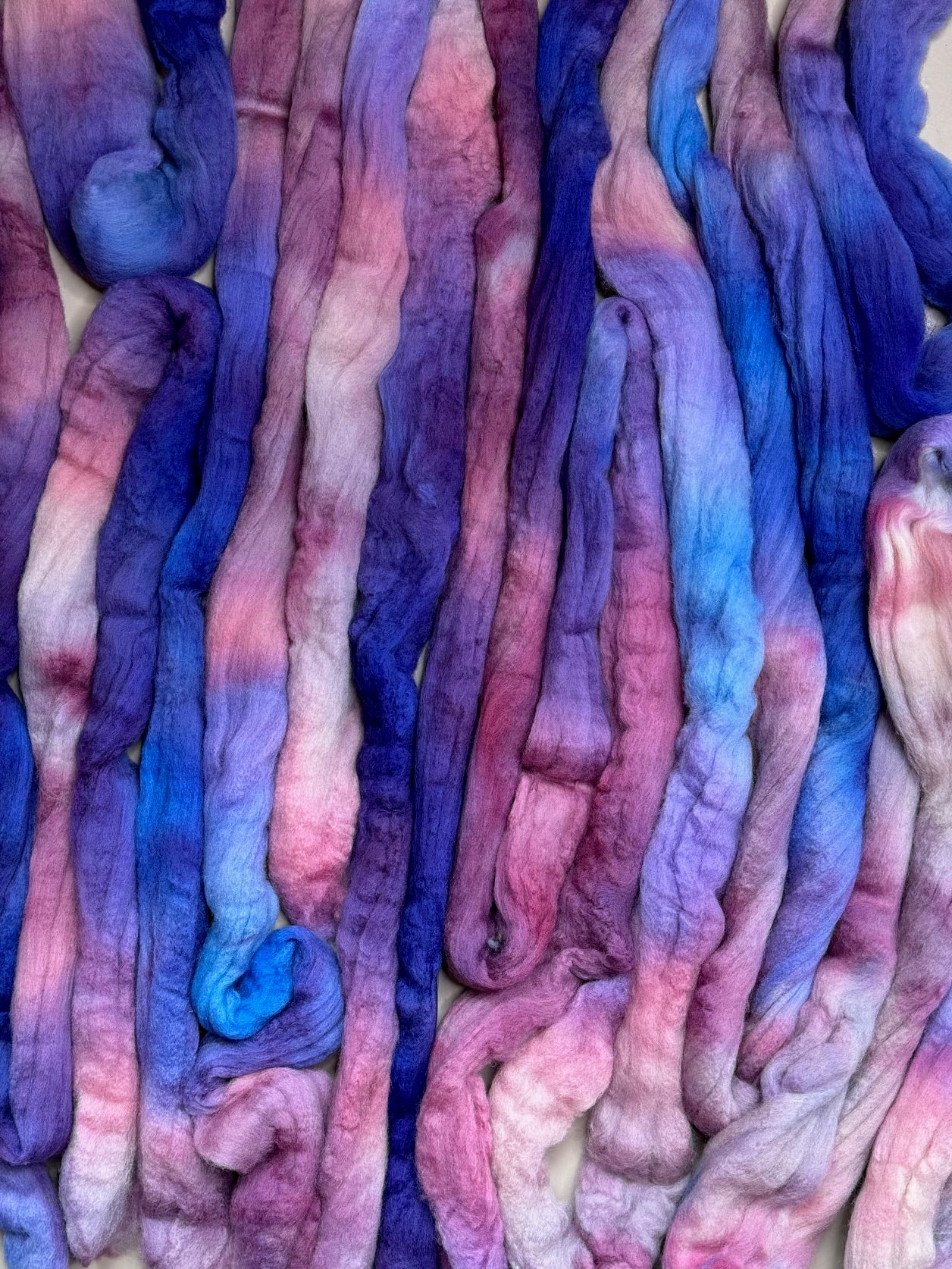 'Between Twilight' - White 23 mic Merino