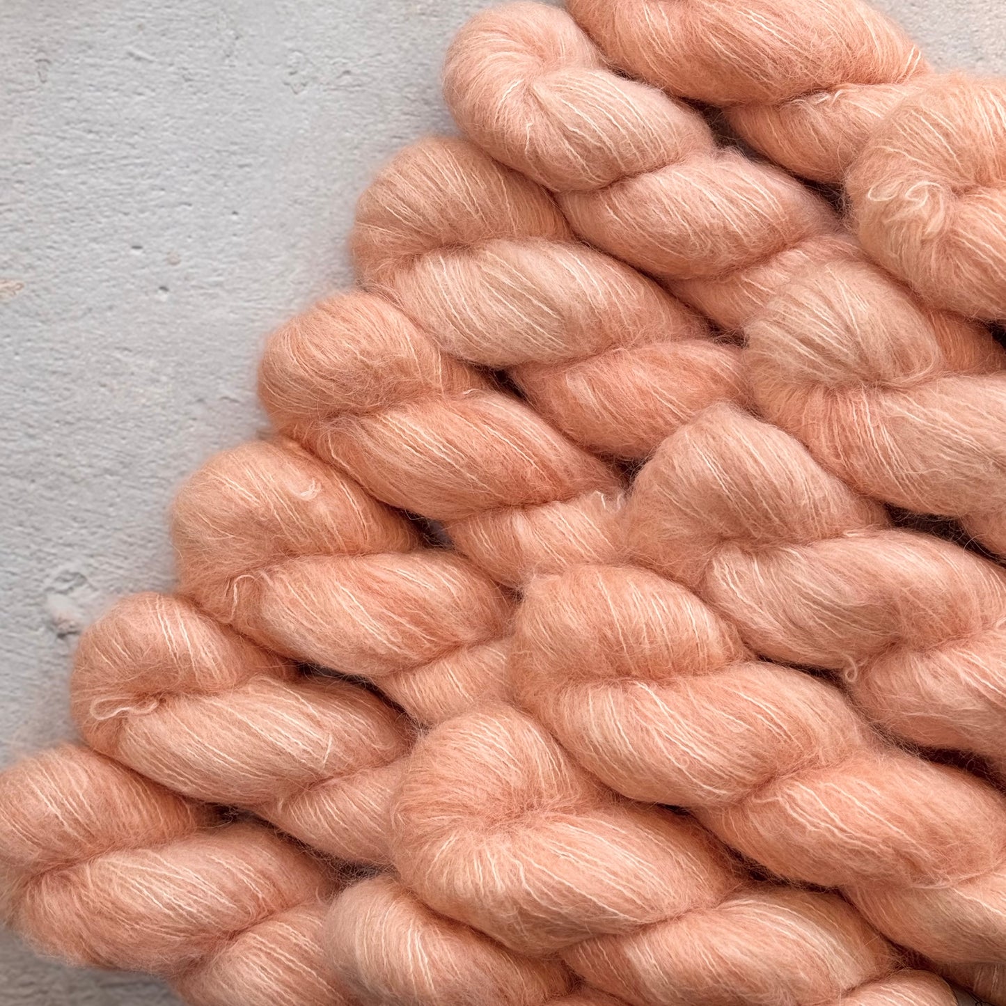 *RESTOCKED* Peach Fuzz- Cria Cloud