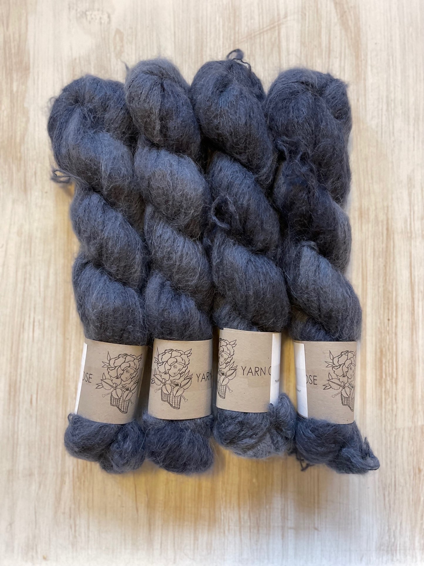 Vinyl- Cria Cloud
