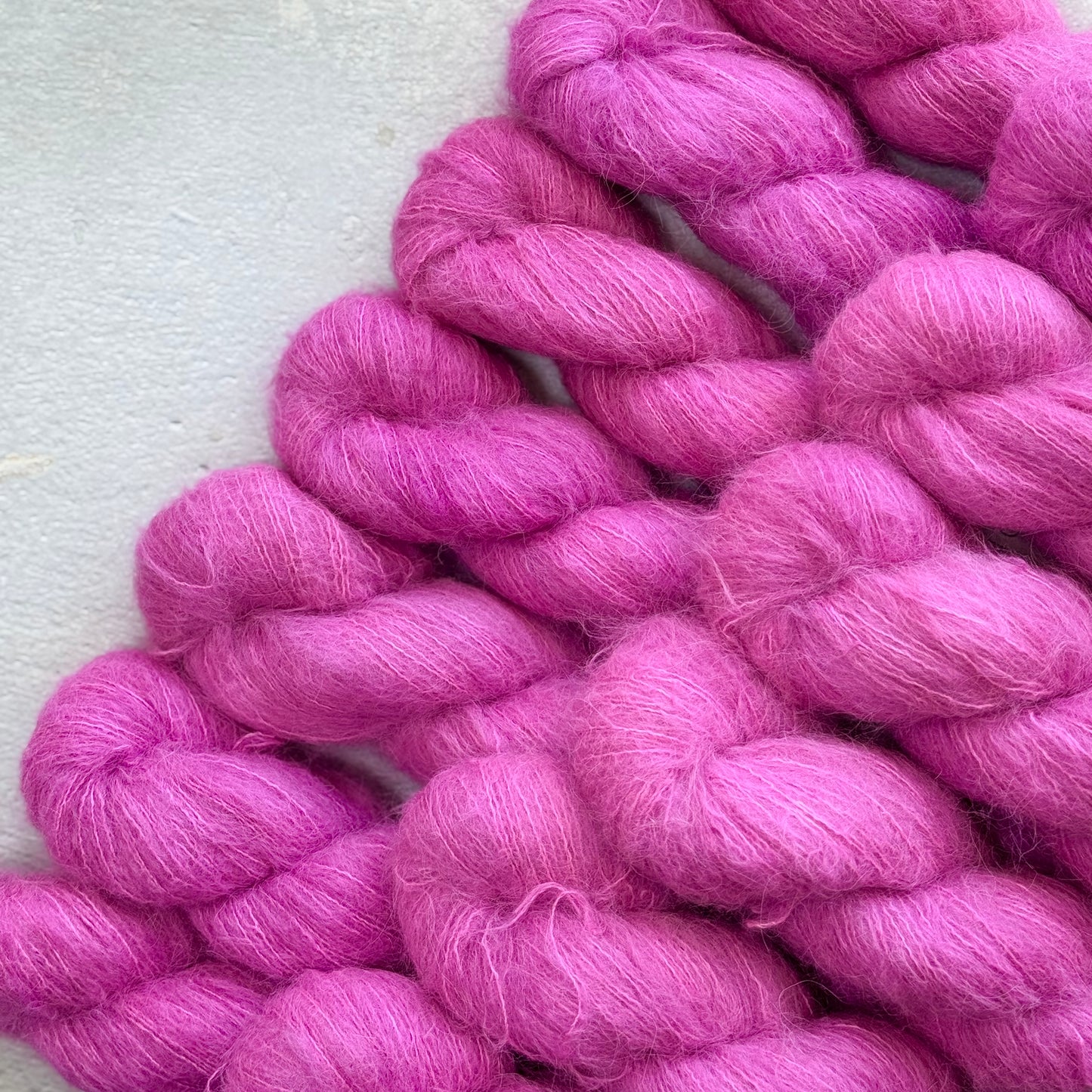 *RESTOCKED* Tart- Cria Cloud
