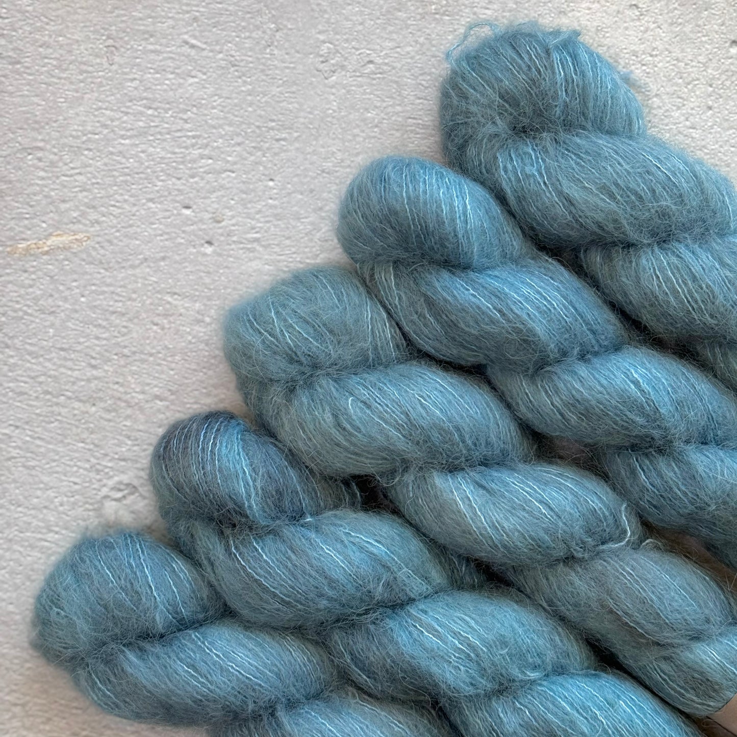 *RESTOCKED* Crystal Lake- Cria Cloud