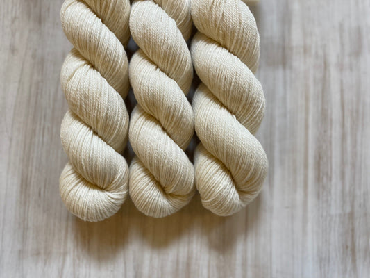 Fresh Linens- 100% American Superwash Merino Rose Sport (WHOLESALE)