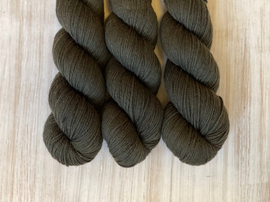 Gomez- 100% American Superwash Merino Rose Sport (WHOLESALE)