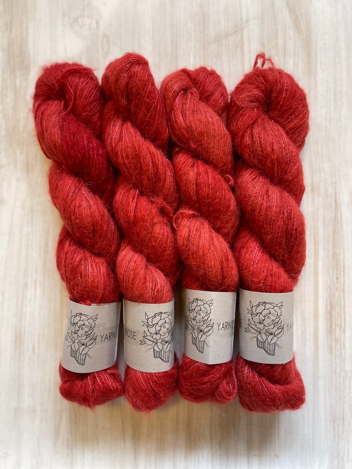 Velvet Queen - Cria Cloud
